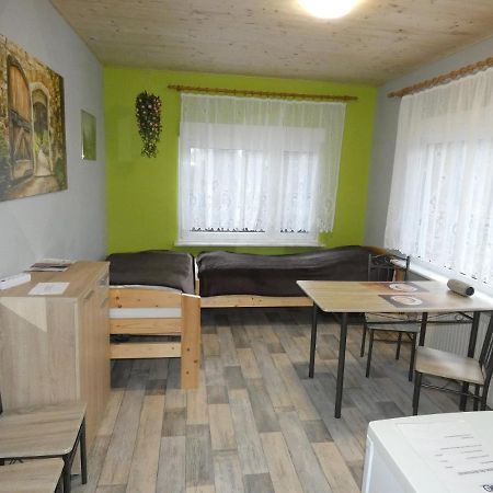 Radlerzimmer Strasen ภายนอก รูปภาพ