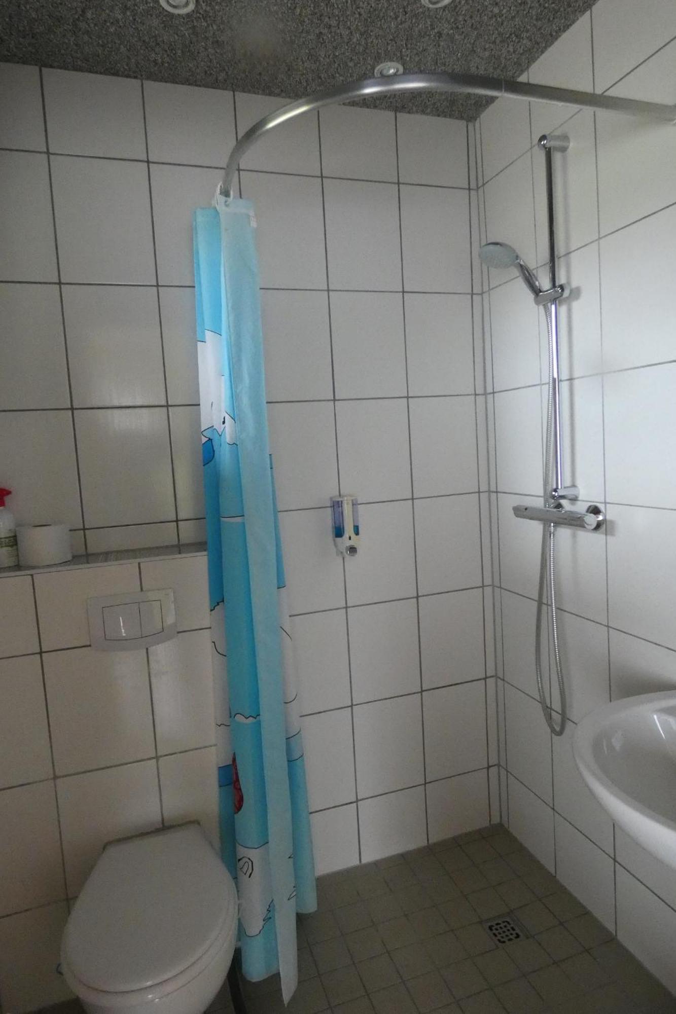 Radlerzimmer Strasen ภายนอก รูปภาพ